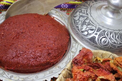 Tatlı Biber Salçası