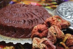 Acı Biber Salçası Güneş