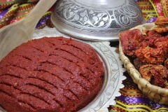 Acı Biber Salçası