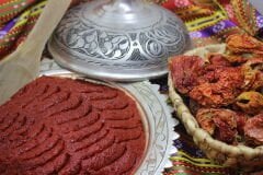 Acı Biber Salçası