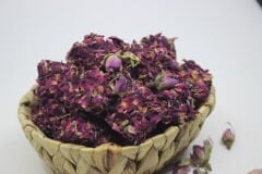 Gül Yapraklı Güllü Lokum