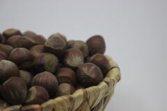 Çiğ Kabuklu Fındık