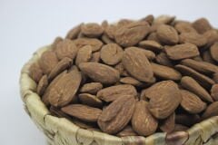 Kavrulmuş Tuzlu Badem