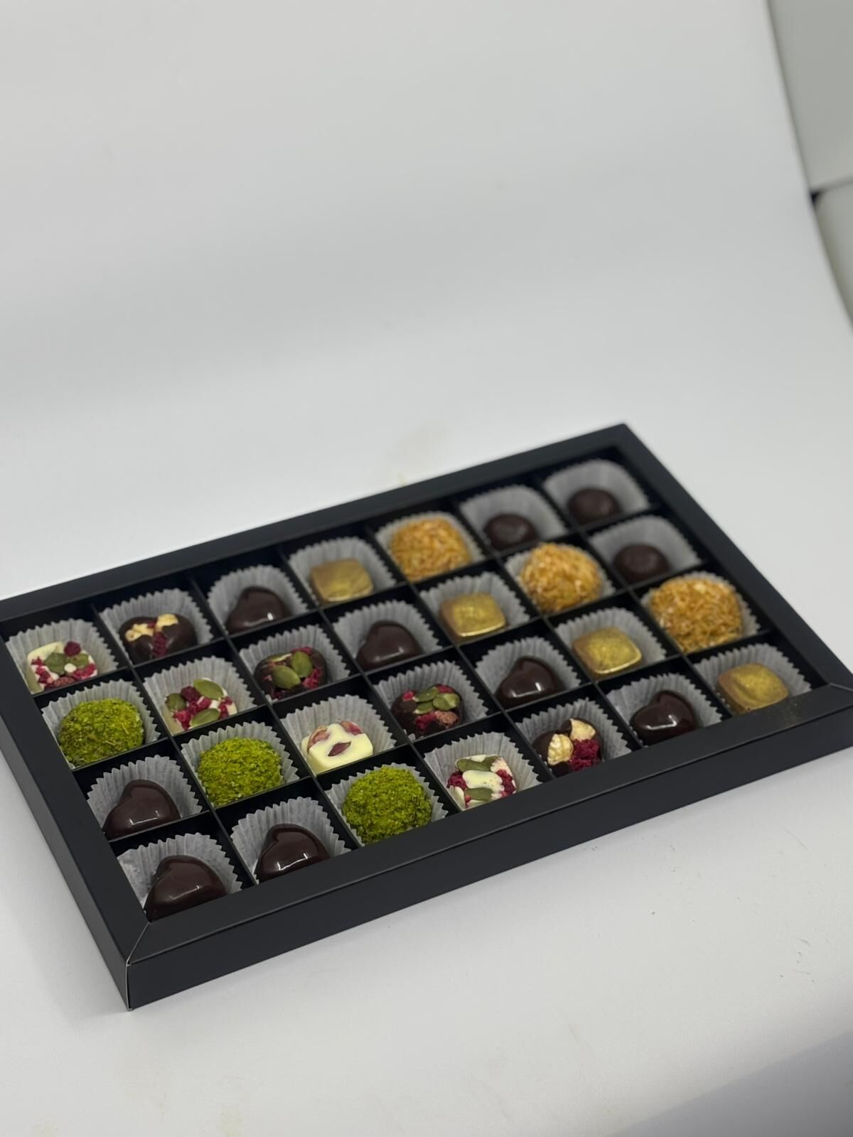 Premium Karışık Çikolata Kutusu (28'li )